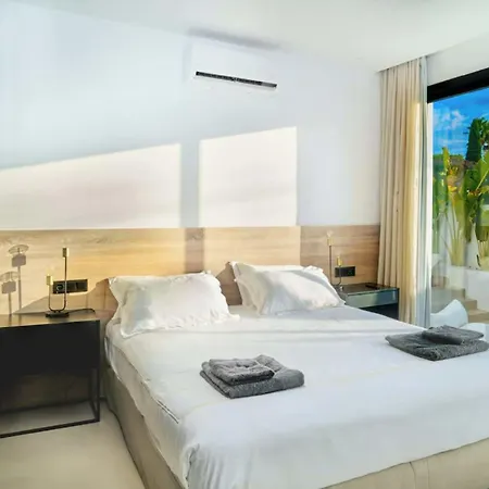 Unula Puerto Banus Lejlighed